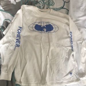 White long sleeve wu wear shirt medium used good